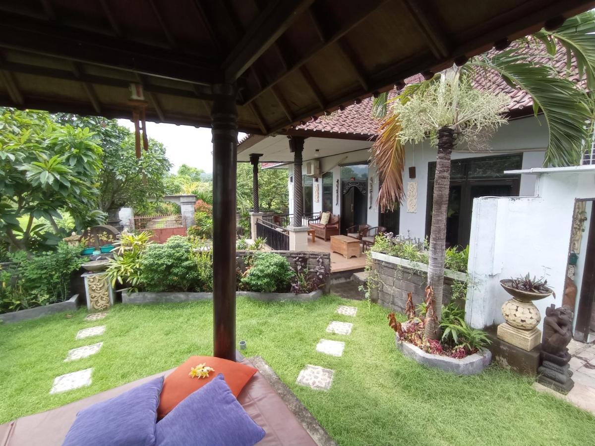Khrisna Sunrise Homestay Tulamben Exterior photo