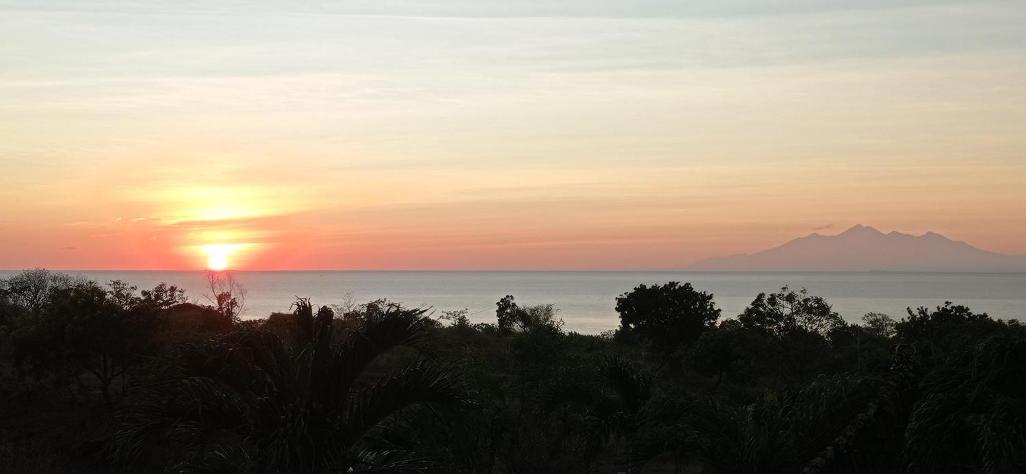 Khrisna Sunrise Homestay Tulamben Room photo