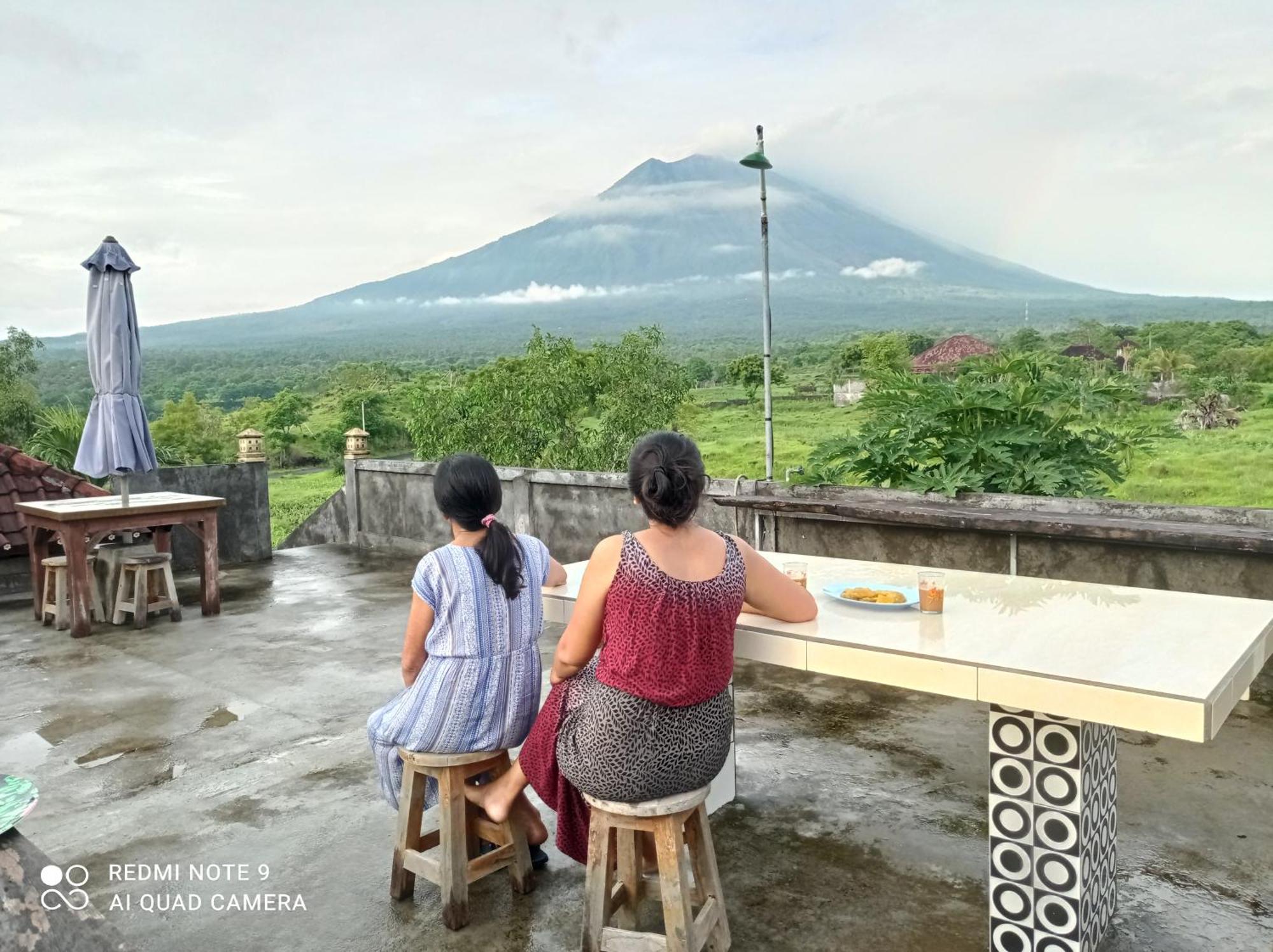 Khrisna Sunrise Homestay Tulamben Room photo